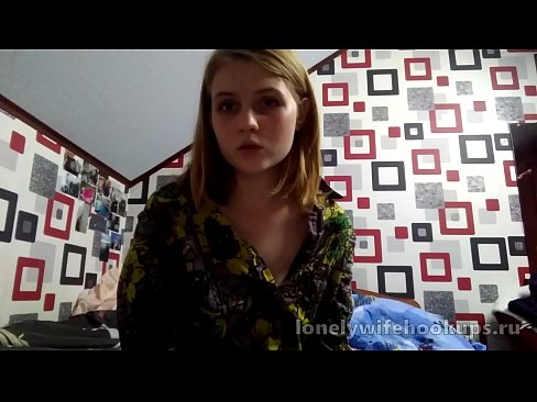❤️ Young blonde oileanach às an Ruis likes mòr dicks. ❤️ Pornografach leinn ❌️